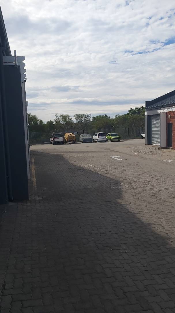 To Let commercial Property for Rent in Overbaakens Eastern Cape